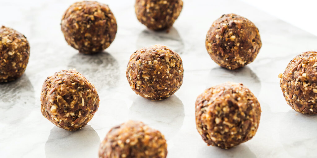 Delicious Peanut Butter Energy Protein Balls